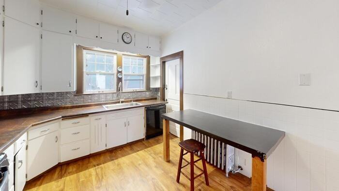 600 2nd St Ne - Photo 2 of 19