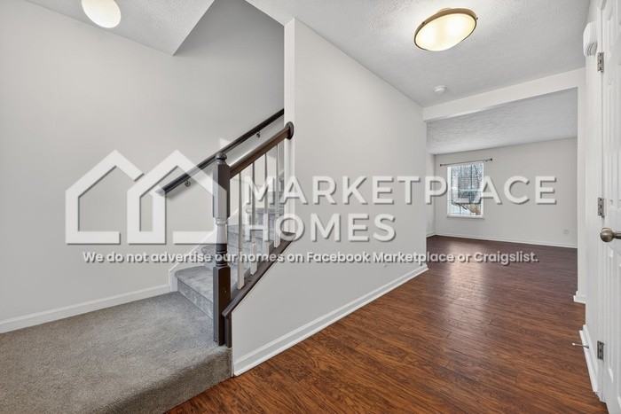 4516 Ledge Ct - Photo 3 of 30