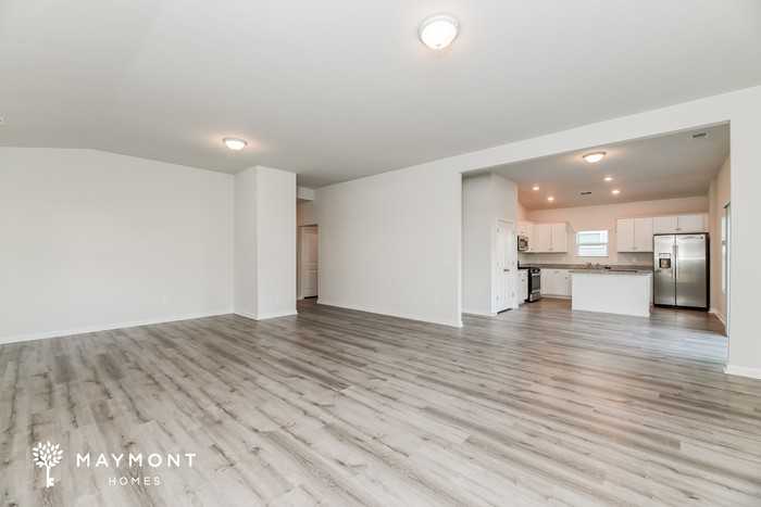 148 Dorian Loop - Photo 6 of 14