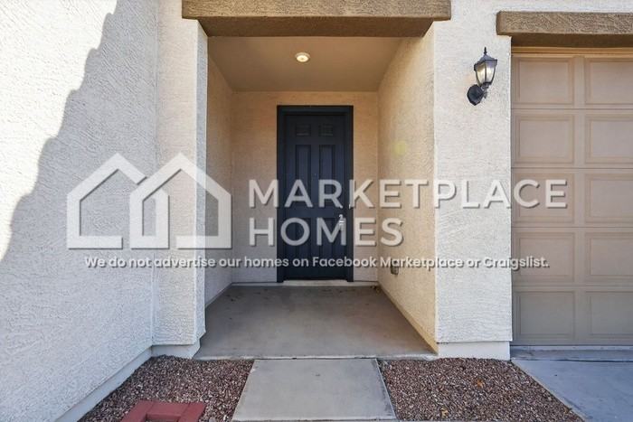 5309 S 18th Pl - Photo 4 of 32