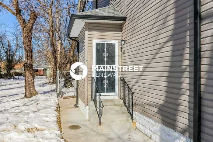 3819 River Park Dr - Photo 4 of 19