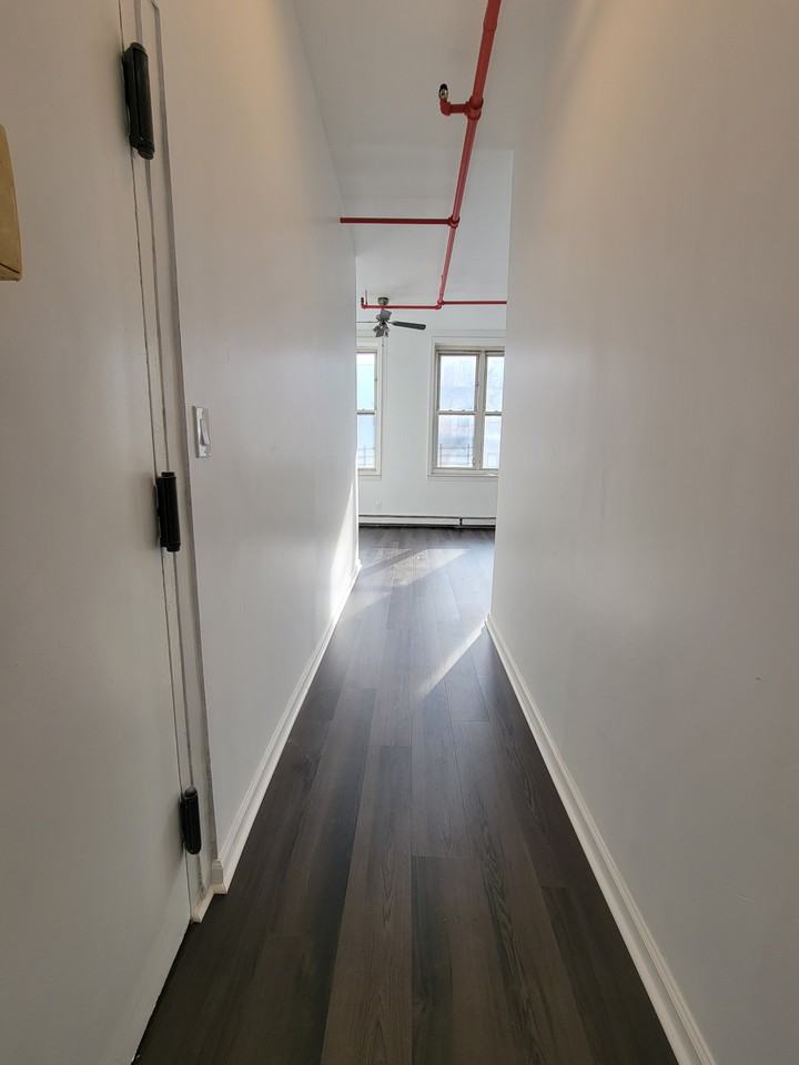13 Bleecker St #2F - Photo 3 of 15