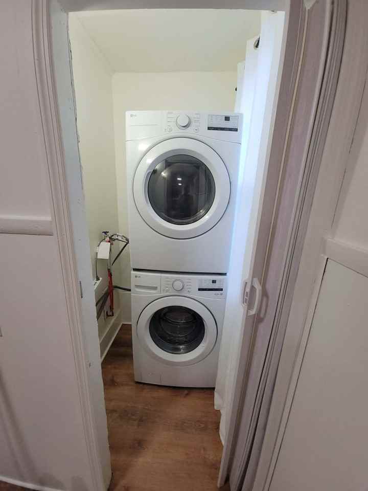 112 Congress St #1 - Photo 4 of 9