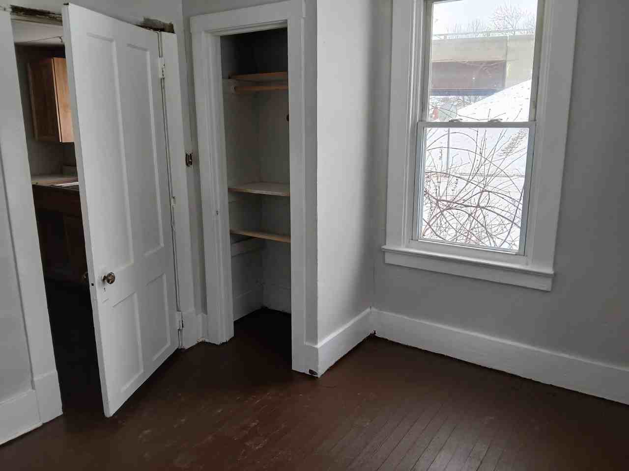 5 New St #2 - Photo 3 of 7