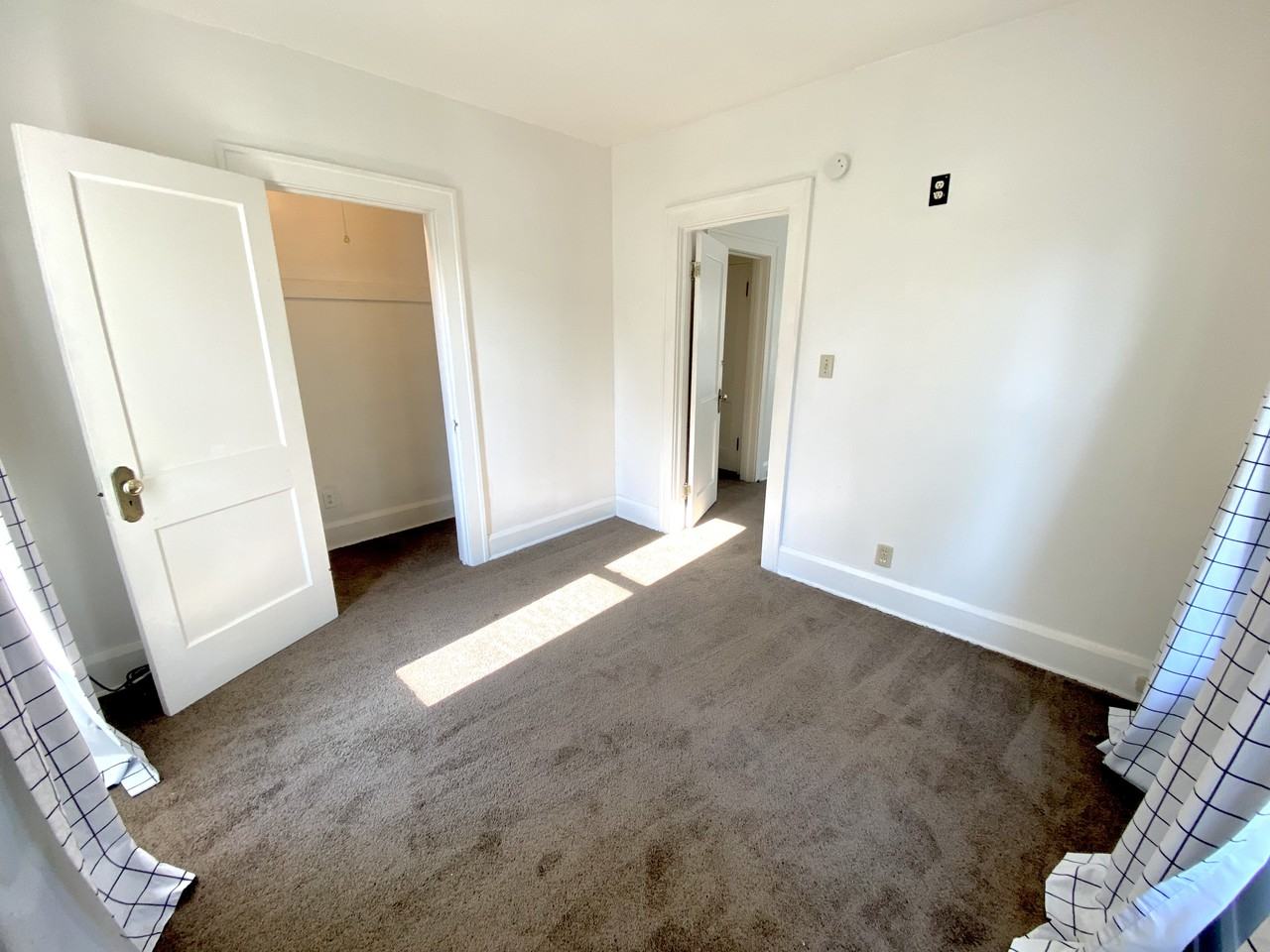 1401 15th St Nw #2 - Photo 4 of 11