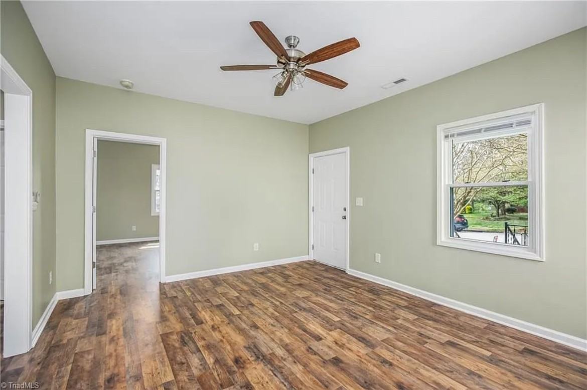 2335 Greenway Ave #NA - Photo 6 of 28