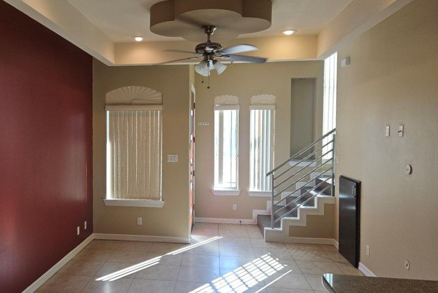 1502 W Fig Ave #4 - Photo 2 of 6