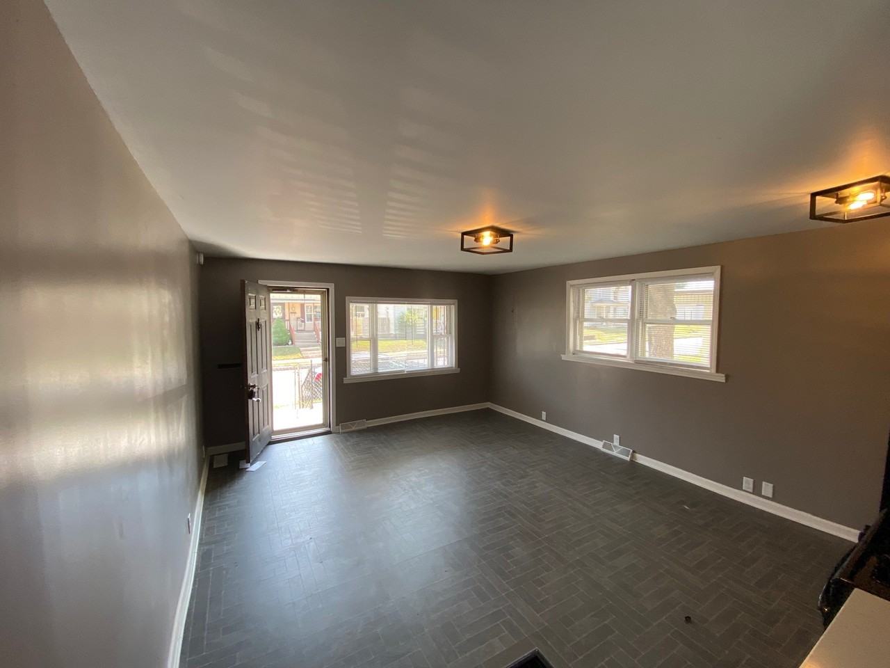 719 N Pierce Ave #A - Photo 6 of 7