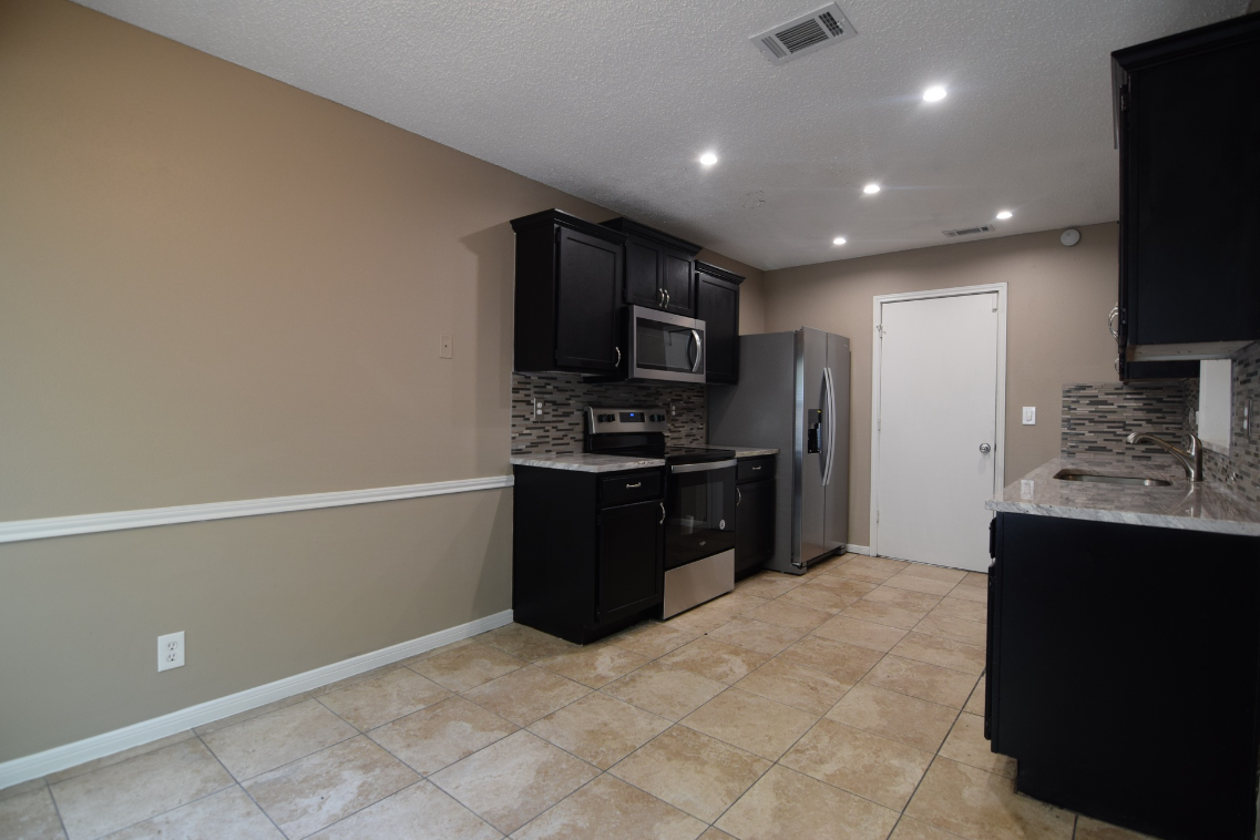 501 Elam Cir #NA - Photo 3 of 21