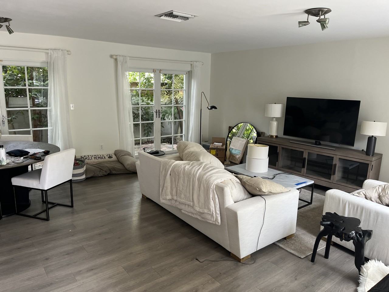 2823 Day Ave #2823 - Photo 3 of 10