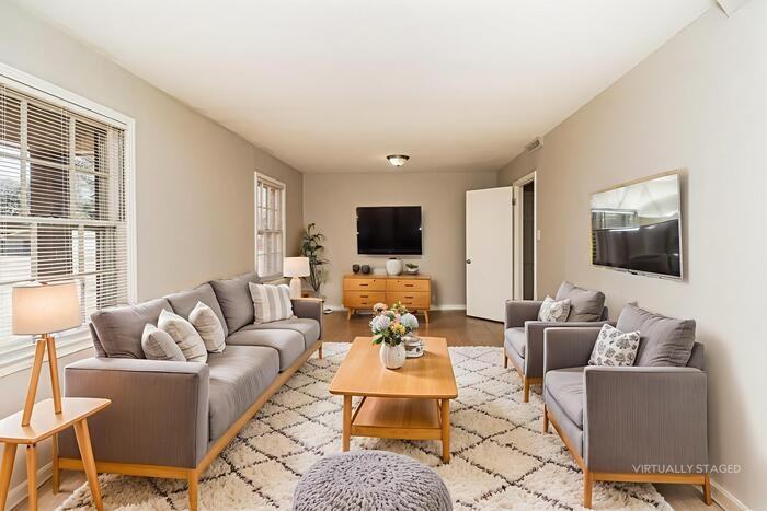 1343 Springdale Dr - Photo 6 of 16