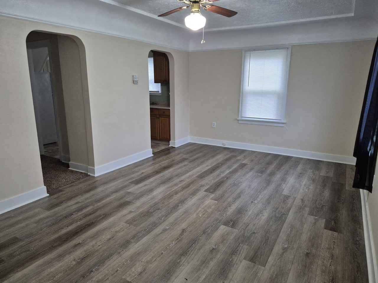 508 Se Ash St #NA - Photo 2 of 8