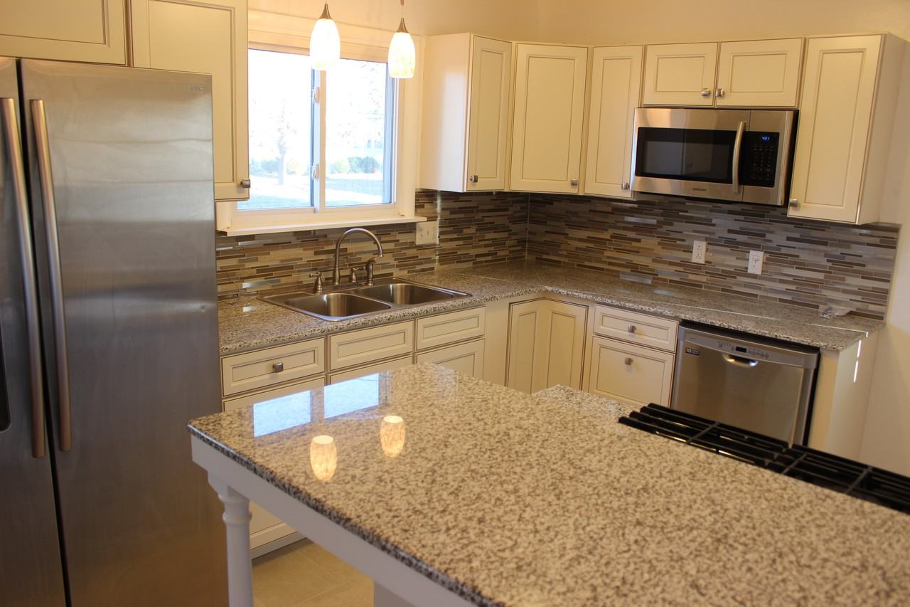 772 Southport St #NA - Photo 4 of 23