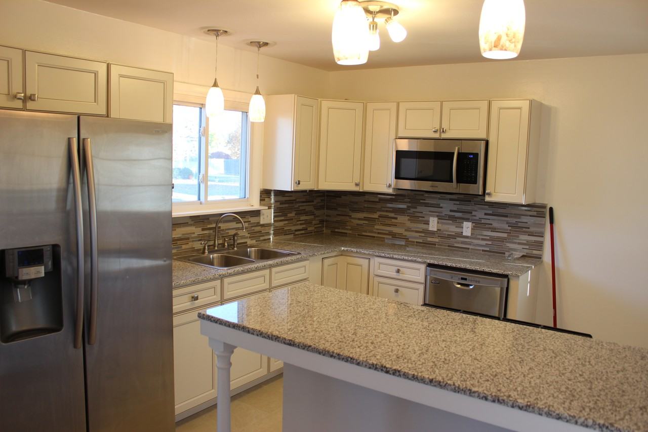 772 Southport St #NA - Photo 5 of 23