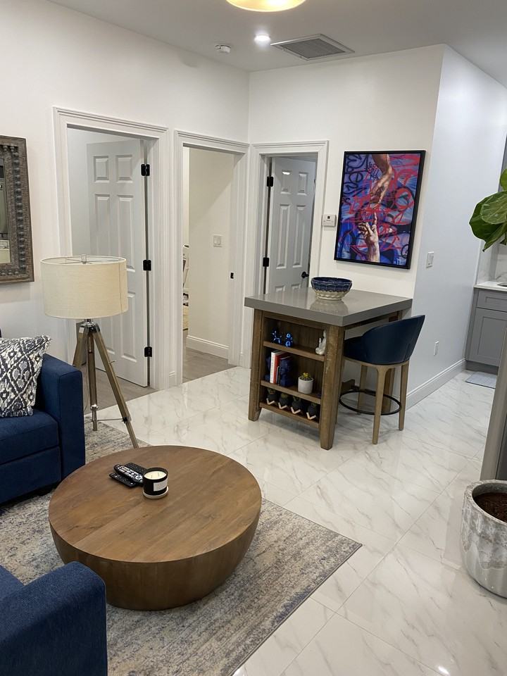 24455 61st Ave #1R - Photo 7 of 10