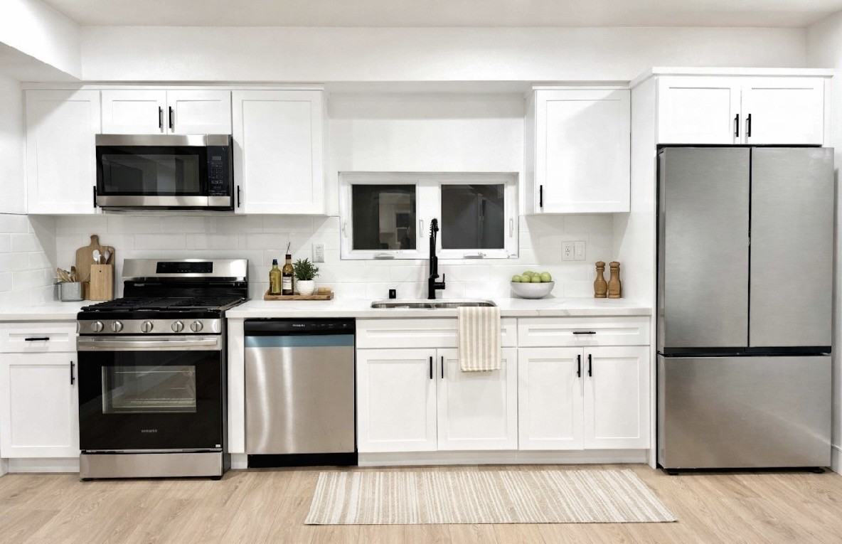 1617 2nd Ave #1 - Photo 5 of 10