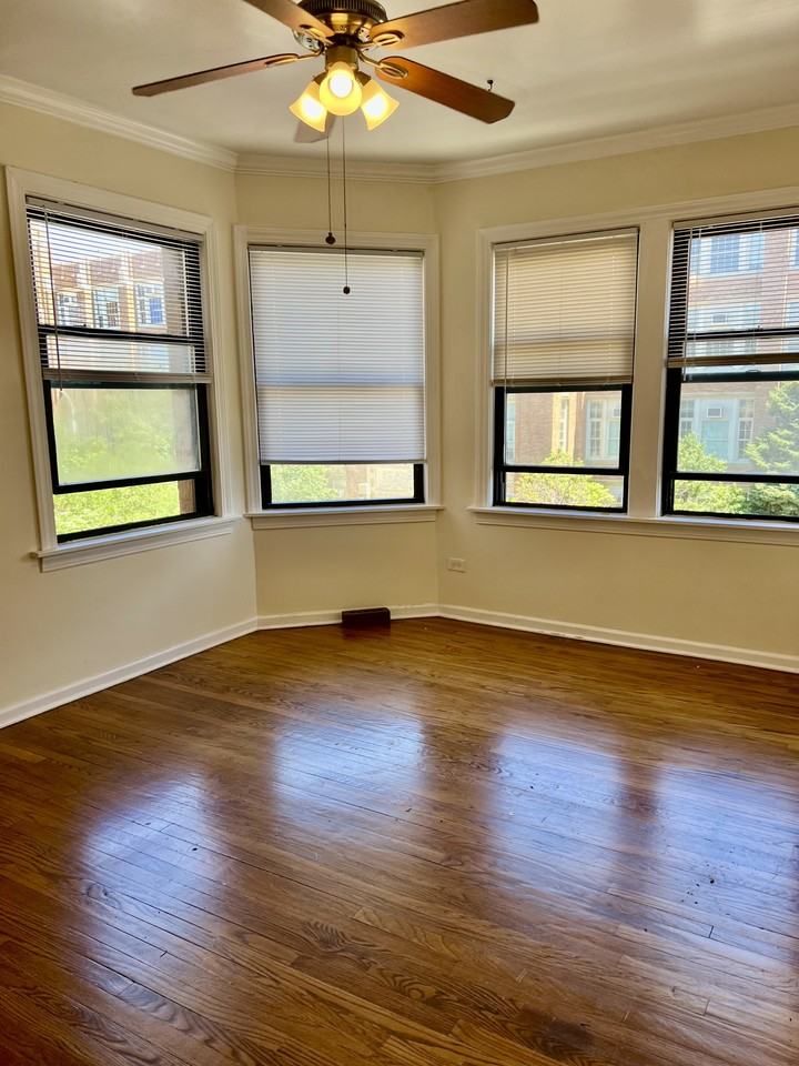 3410 W Carmen Ave #2B - Photo 5 of 7