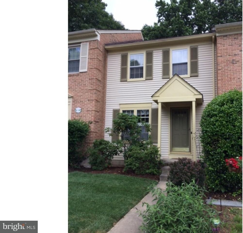 858 Stockbridge Dr #858