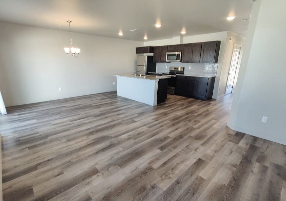 5723 W Albany Pl #120 - Photo 3 of 10