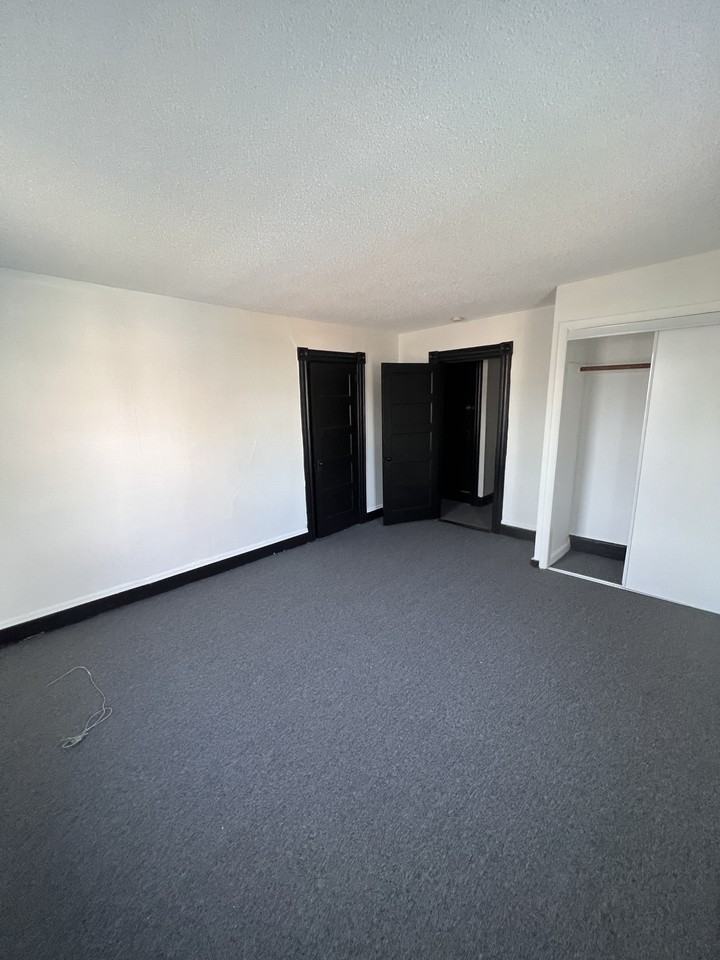 140 Center St #NA - Photo 7 of 15