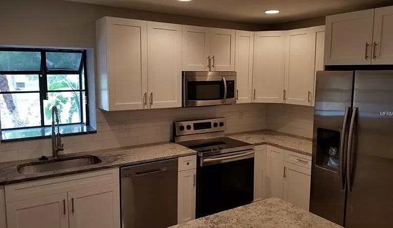 727 N Himes Ave - Photo 7 of 13