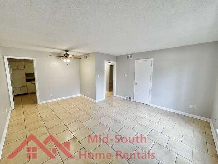 129 Stonewall St #9 - Photo 2 of 19