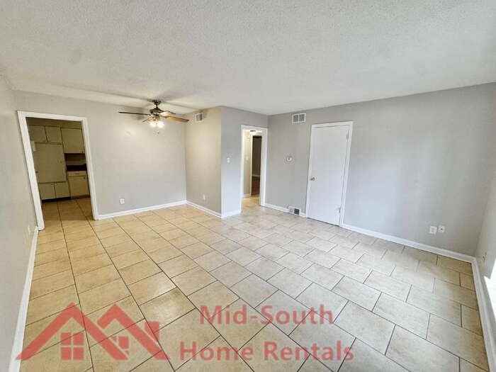 129 Stonewall St #9 - Photo 4 of 19