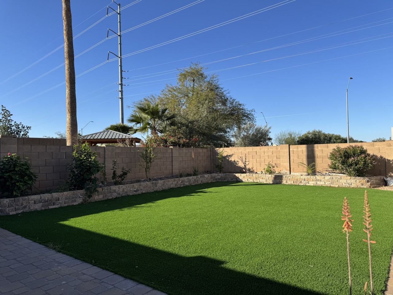 3211 E Menadota Dr #NA - Photo 3 of 30