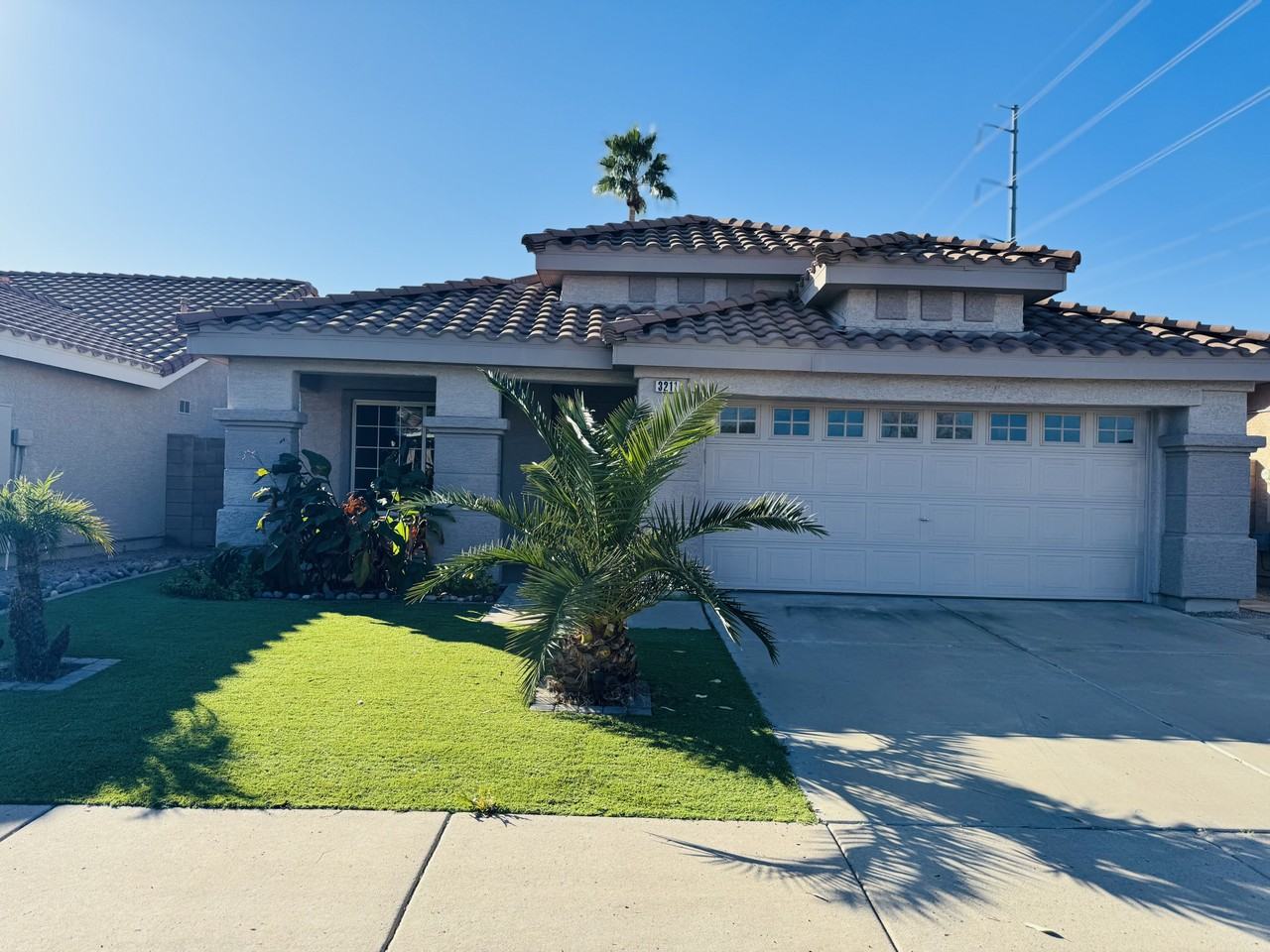 3211 E Menadota Dr #NA - Photo 4 of 30