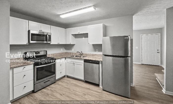 4848 Plymouth Trce - Photo 4 of 16