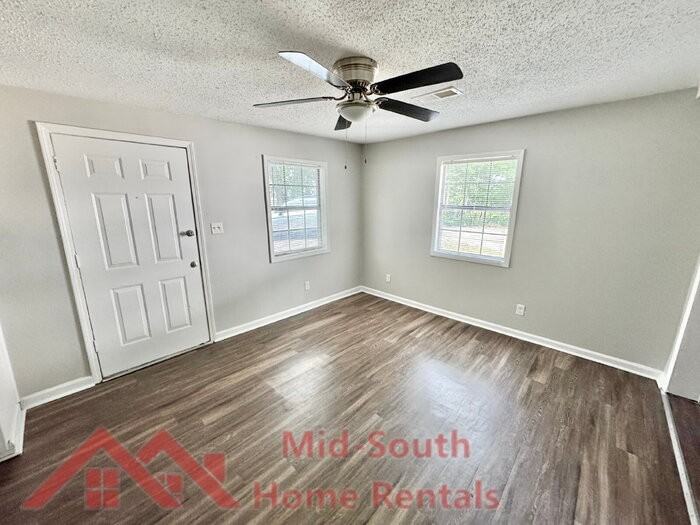 1407 Ferguson Rd - Photo 7 of 15