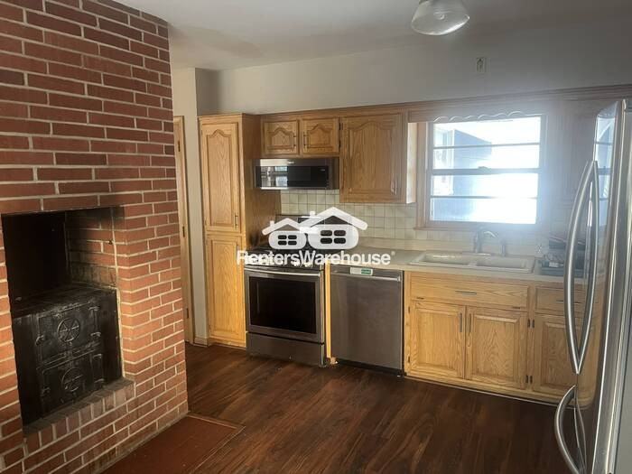 3101 Silver Lake Rd Ne - Photo 4 of 12