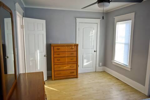 838 E Washington St #NA - Photo 5 of 28