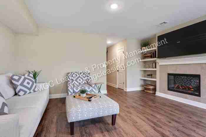 28 Ne 93rd St - Photo 5 of 20