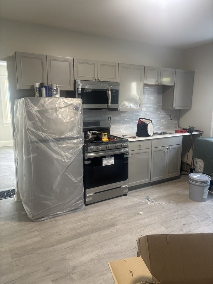 752 Mount Hope Ave - Photo 3 of 6