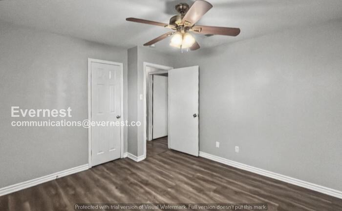 14142 Burke Forest Dr - Photo 7 of 26