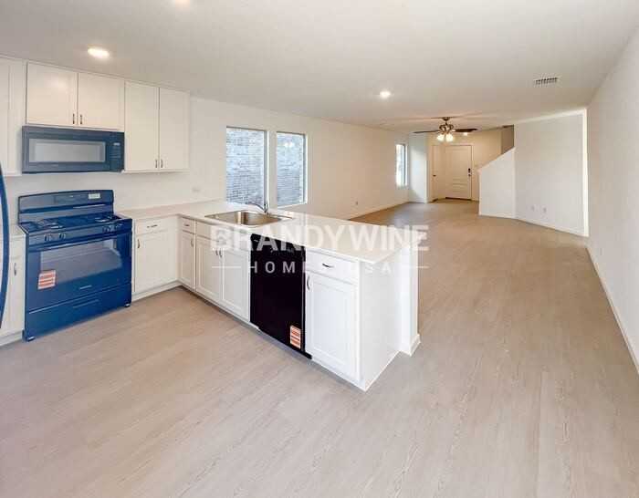 241 Bable Run Dr - Photo 4 of 28