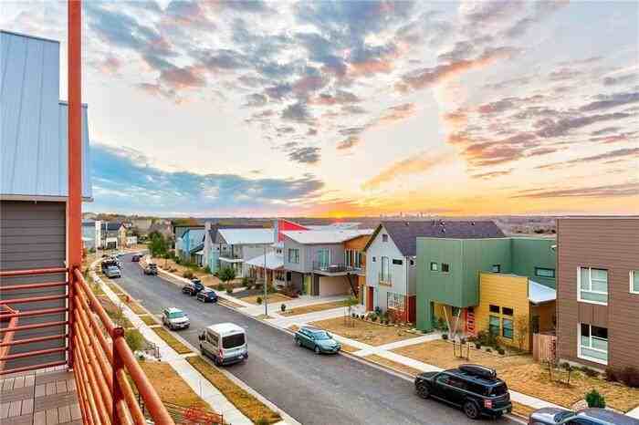 5805 Toscana Ave - Photo 5 of 9