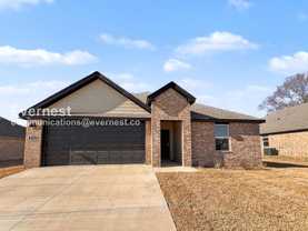 1515 Ridgefield Cir - Photo 1 of 1