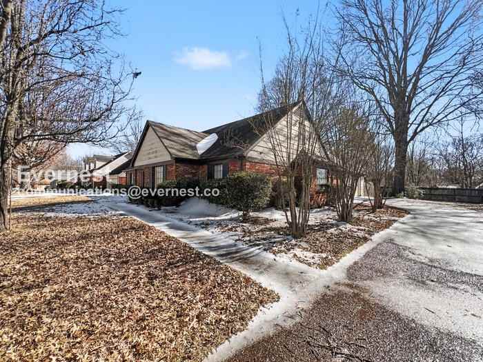 7125 Crestridge Rd - Photo 2 of 31