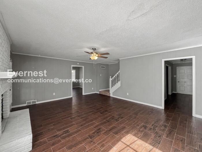 7125 Crestridge Rd - Photo 7 of 31