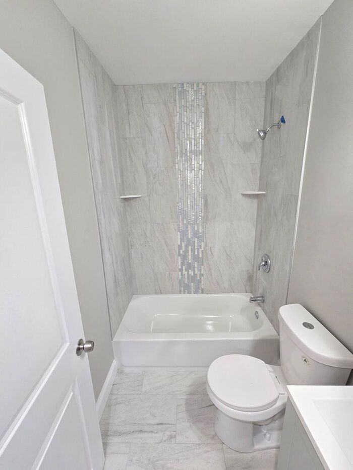 3169 Ravenwood Ave - Photo 5 of 16