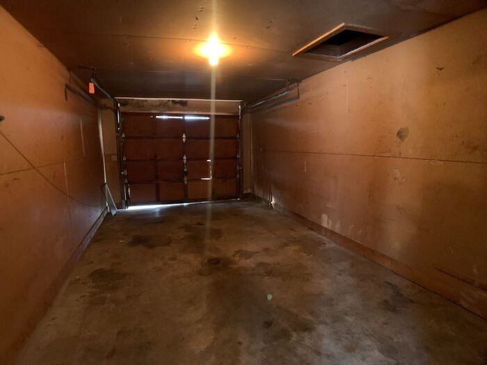 9763 Toth St - Photo 6 of 20