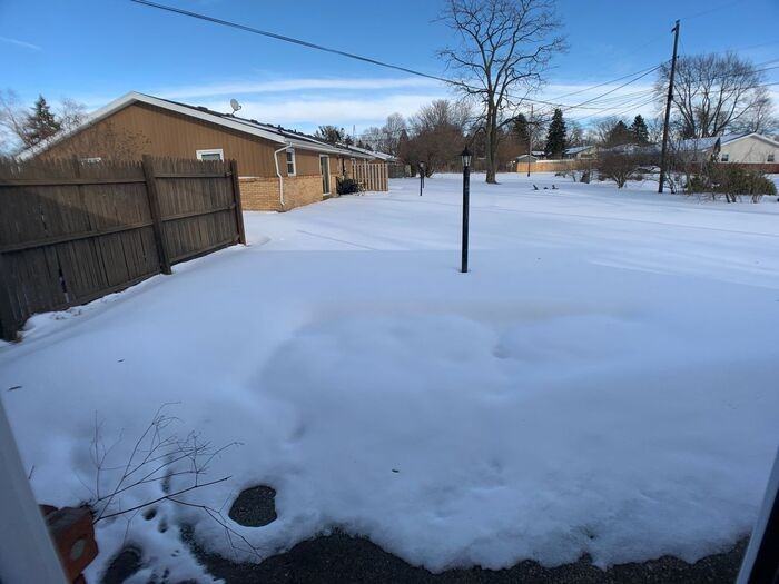 9763 Toth St - Photo 7 of 20