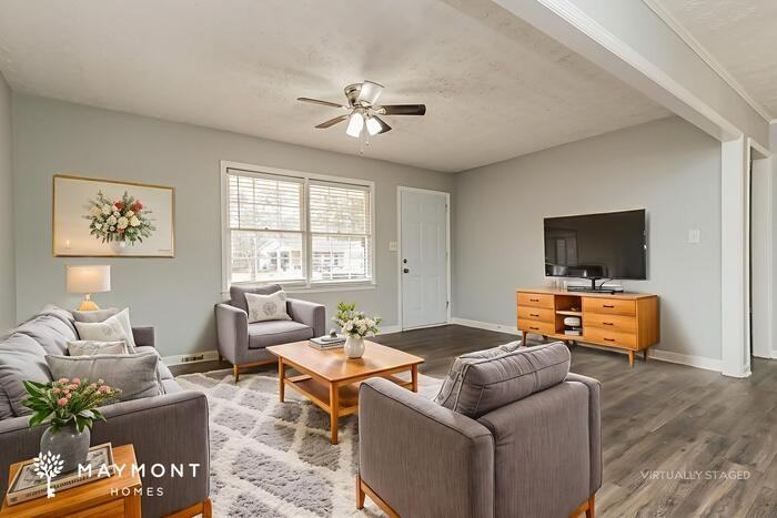 1716 Hallmark Dr - Photo 5 of 15