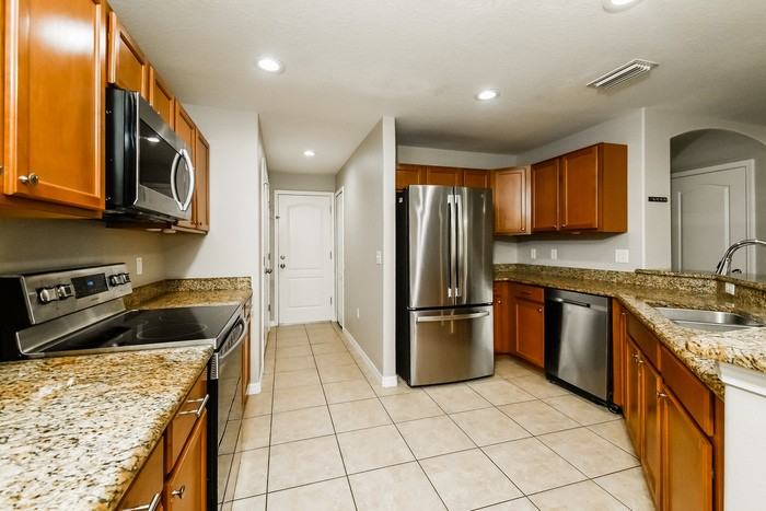 15419 Quail Woods Pl - Photo 7 of 18