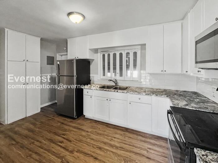 4551 Manila Dr - Photo 4 of 29