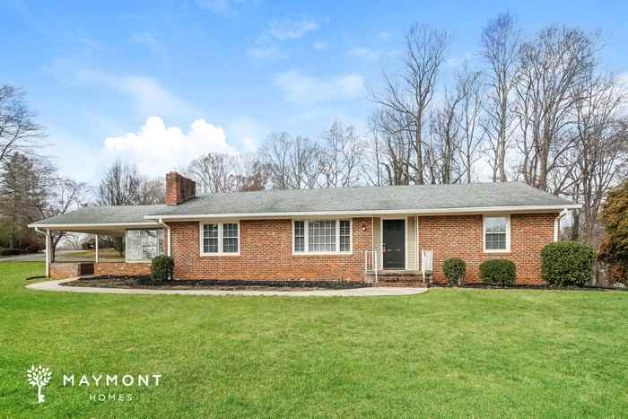 4900 Leinbach Dr - Photo 4 of 12