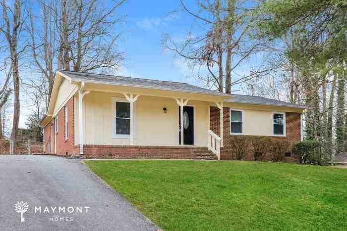 5722 Antietam Dr - Photo 3 of 11