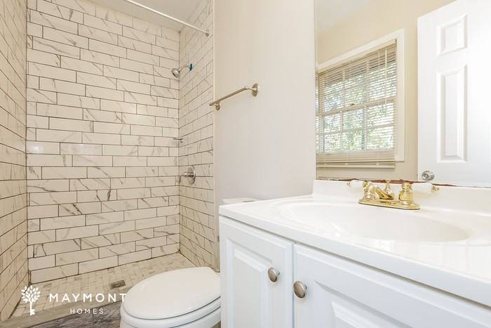 4346 Sheppard Dr - Photo 6 of 11